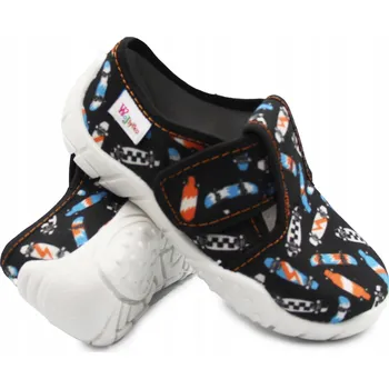 Dívčí bačkory WOJTYŁKO DĚTSKÉ PAPUČE (BAČKORY) PRO CHLAPCE S KOŽENOU STÉLKOU PATRYK R32