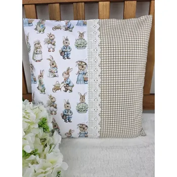 Povlak na polštářek Povlak na polštář 40 x 40 cm – Zaječí rodinka s krajkou | Ruční výroba z bavlny