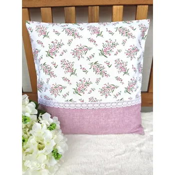 Povlak na polštářek Povlak na polštář 40 x 40 cm – Růžové pomněnky s krajkou | Ruční výroba z bavlny