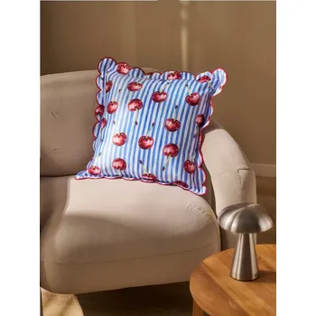 Povlak na polštářek Sinsay - Povlak na polštář s třešňovým motivem - vícebarevná - 782IW-MLC - 782IW-MLC-ONE