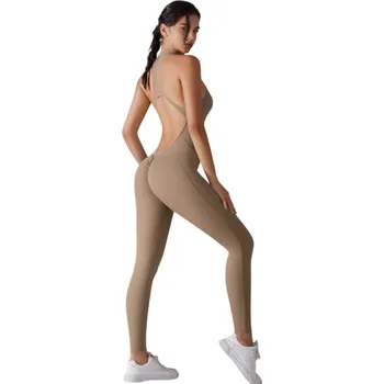 Dámský overall Dámský sportovní overal Ramínka s volnými zády a legíny Se zipem ve výstřihu Jednobarevný fitness overal z nylonu béžova S