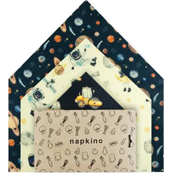 Papírový ubrousek Napkino Včelí voskové ubrousky sada 3 ks (S+M+L) – Malý vesmírny stavitel