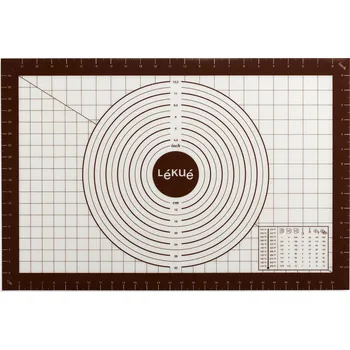 Podložka na pečení Lékué Non-stick pastry Silikonová podložka na válení těsta s tahákem, 60 × 40 cm, hnědá