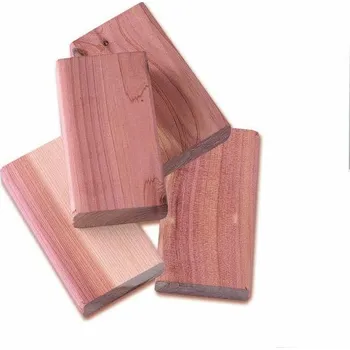 Přípravek proti hmyzu Compactor Sada 4 ks odpuzovačů molů, cedrové dřevo