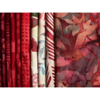 Hoffman balíček červená bali batika bavlněná látka patchwork