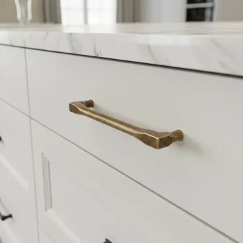 Nábytkové kování Giusti Úchytka TAMPA / Staromosaz 160 mm