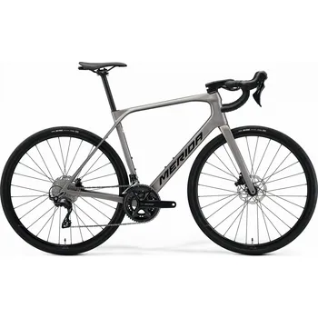 Sport Merida SCULTURA ENDURANCE 4000 Warm Slate Grey(Black) 2026 Velikost: XL, Rok: 2026