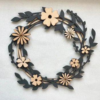 Obraz Dřevěný věnec 30 cm vrstvený tmavě šedý+ květiny, 3 varianty Nápis: Domov