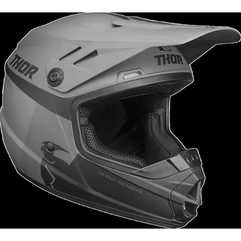 Helma na motorku THOR HELMA YTH SECT RACR BK/CH SM (0111-1344) (Velikost: M) 0111-1344