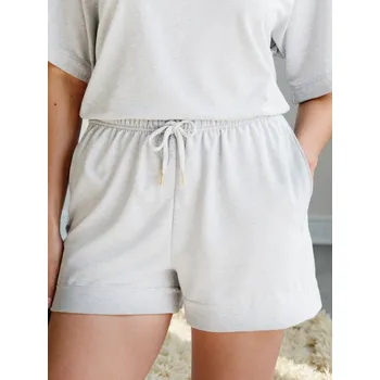 Sinsay - Teplákové šortky s tkaničkou soft touch - krémová - 4247Z-01X - 4247Z-01X-S