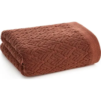 Ručník Bavlněný ručník SCARLET - měkký a savý ručník v bordó barvě Rozměr ručníku: 30x50cm