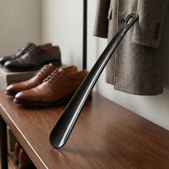 Lžíce na botu Plastová lžíce na obouvání PRIMPOL 60 cm černá