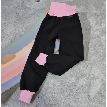 Chlapecké kalhoty Yháček Softshellové kalhoty s beránkem Yháček, černá/světle růžová Velikost: 104