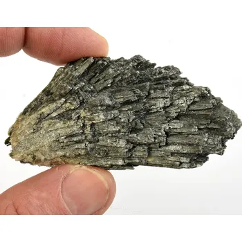 Přírodní kámen Černý disten kyanit 50g Brazílie