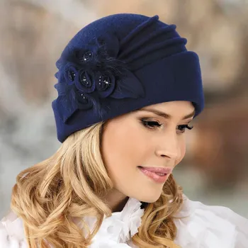 Čepice KRUMLOVANKA Zimní dámská čepice W-0153/161 tmavě modrá