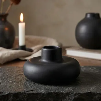 Svícen Porcelánový svícen na tenkou svíčku ALTOM DESIGN 4 cm černý matný