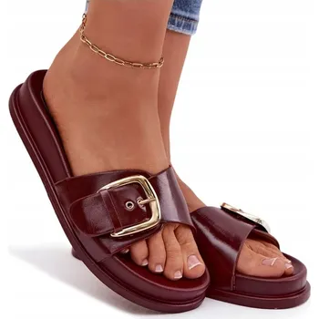 Dámské pantofle NAZOUVÁKY DÁMSKÉ EKO KOŽENÉ NA PLATFORMĚ SE ZLATOU PŘEZKOU BORDÓ VEL. 40