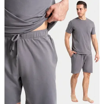 Klasické pohodlné pánské pyžamo bavlněné s krátkým rukávem a Kraťasy MORAJ L