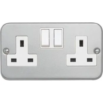 Elektrická zásuvka Zásuvka Šedá 2cestná Ocelové plátování spínaná 13A Vnitřní IP2X Contactum