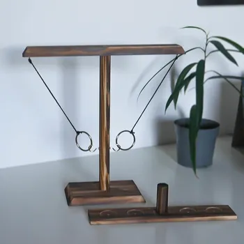 Dřevěná hračka Hra pro děti i dospělé - Hoď kroužek na háček