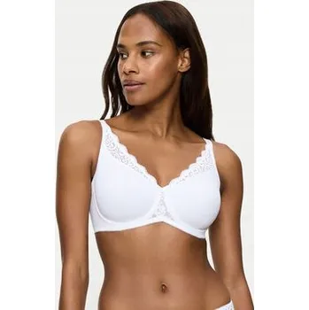 Podprsenka Triumph modelovací podprsenka bílá velikost 95F