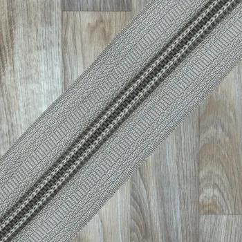 Zip Zip spirálový v metráži 5mm přírodní