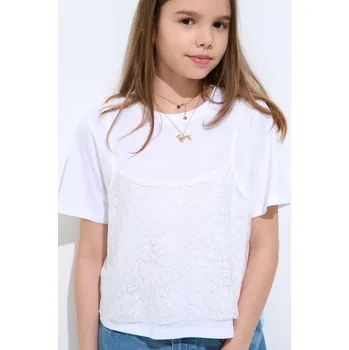 Dívčí oblečení Sinsay - Bavlněné tričko s&nbsp;krajkovým zdobením - bílá - 124IR-00X - 124IR-00X-146