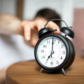 Hodiny Deminas | Retro klasický budík s LED podsvícením