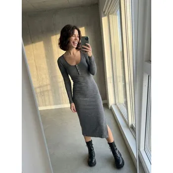 Dámské šaty Sinsay - Midi šaty s knoflíky u výstřihu - šedá - 099GY-90X - 099GY-90X-XXL