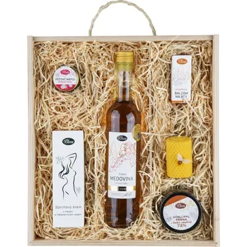 Kosmetická sada Pleva Medová sada pro chvilky pohody - Medovina z limitované edice 0,5 l, Pečený čaj medová malina 60 ml, Sprchový krém s medem a makadamiovým olejem 150 g, Pyl perga v čokoládě, Propolisový balzám na rty kulička 6 g, Svíčka ze včelího vosku výška 6,7 cm 