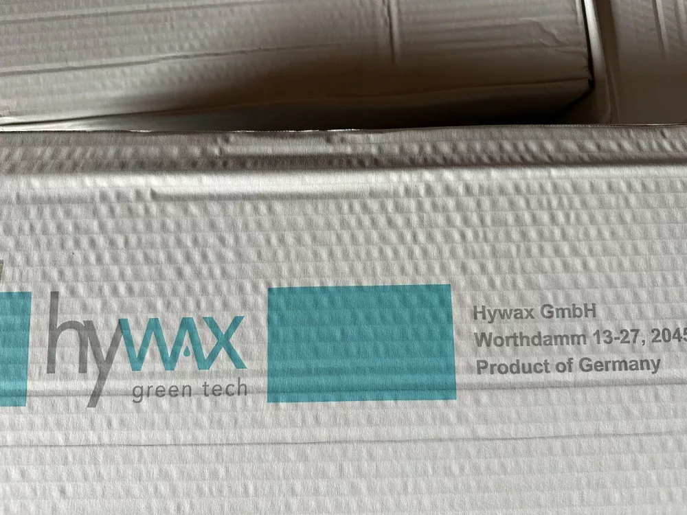 HYWAX 6213 25kg (1kg 120,-Kč bez DPH) (Kontejnerový vosk (Sasolwax 6213))