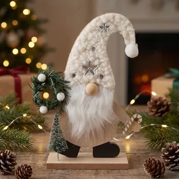 Vánoce Vánoční figurka skřítek s věnečkem dřevěná ALTOM DESIGN 21 cm