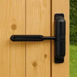 Pružinový dveřní zavírač černý, nastavitelná síla tahu, 117x128mm