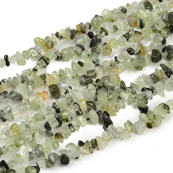 Prehnit zlomky, 5-8 mm, šňůra 38 cm