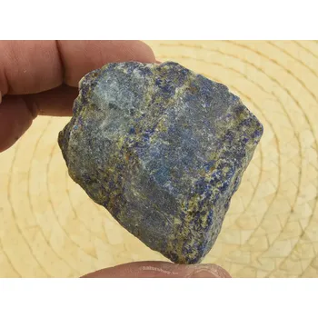 Přírodní kámen Přírodní kámen lapis lazuli 118g
