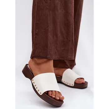 Dámské pantofle Boto Dámské pantofle se zlatými nýty Terissa Barva: Bílá, Velikost: 38