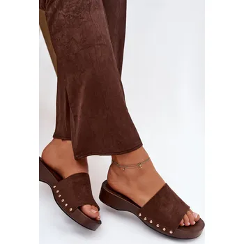 Dámské pantofle Boto Dámské žabky se zlatými přezkami Ferinna Barva: Béžová, Velikost: 39