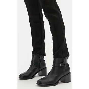 Dámské kozačky Polokozačky Clarks Chamberly Trim 26178833 Černá 38