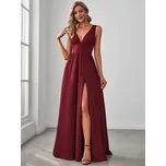 Maxi šaty s hlubokým výstřihem a rozparkem Barva: Bordová, Velikost: 6XL