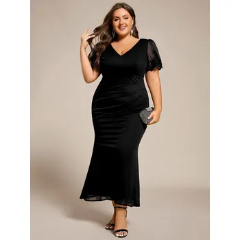 Dámské šaty Večerní šaty s výstřihem do V a korálky Barva: Černá, Velikost: 6XL