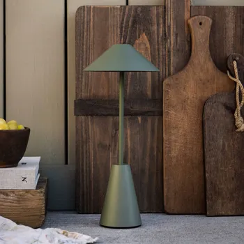 Venkovní osvětlení Globen Lighting Akumulátorová venkovní stolní lampa Cannes, zelená, IP54 zelený 1 x 1,5 W LED - Doprava zdarma