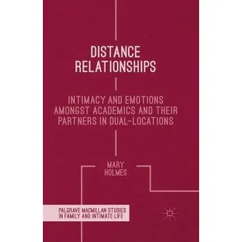 Učebnice Distance Relationships - Holmes, Mary