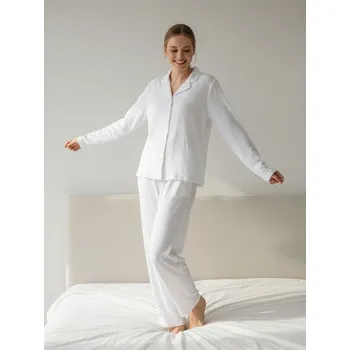 Dámské pyžamo Sinsay - Jednobarevné dvoudílné pyžamo - bílá - 103JK-00X - 103JK-00X-M