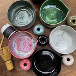 Miska a stojánek na matchu Ayumi Matcha modrá - hladina ticha