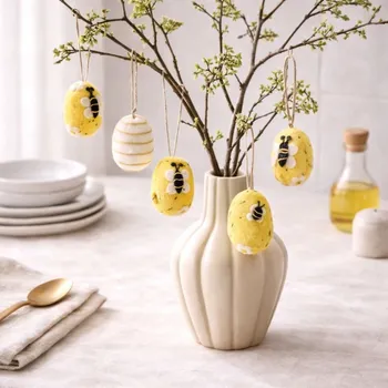 Velikonoční dekorace HOMLA Plstěná vajíčka s včelkou sada 6 ks