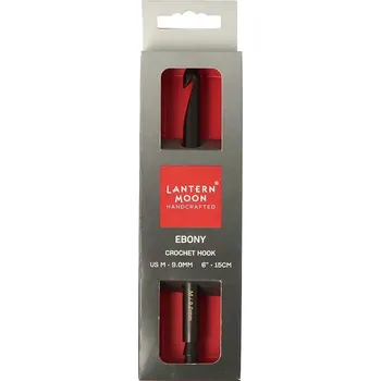 Nástroj na niť a příze Lantern Moon háček 9mm (Dřevěný háček Lantern Moon 9mm)