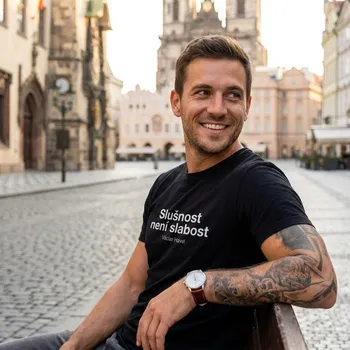 Pánské tričko STRIKER Tričko Slušnost není slabost Barva: Černá, Velikost: XXL