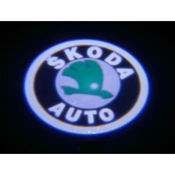 Logo projektor Uvítací bateriové svítící LED logo projektor do dveří, sada 2 ks Značka: Škoda