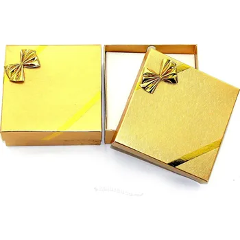 Dárková krabička Dárková krabička zlatá 8 x 8cm