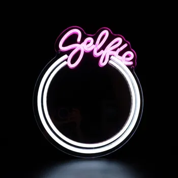 Zrcadlo Nástěnné Zrcadlo Zuma Line kruhové 28,5 x 35,4 mm